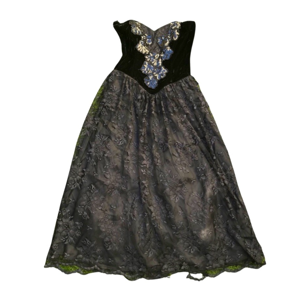 Vintage Black Gothic Velvet and Lace Strapless Dress Goth Halloween